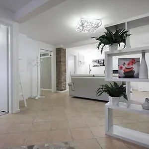 al-battello-apartments.hotelslidodijesolo.com/
